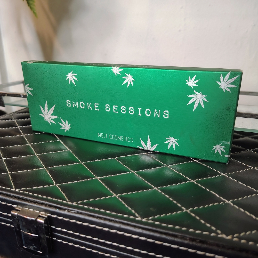 Melt Cosmetics Smoke Sessions Eyeshadow Palette - Green & Teal Shades - Picture 3 of 4